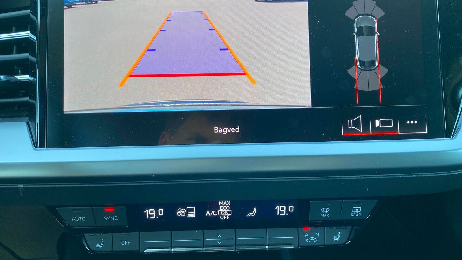 Sort Audi Q4 e-tron fra 2025