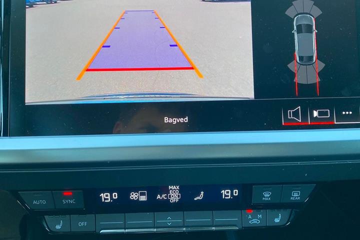 Sort Audi Q4 e-tron fra 2025