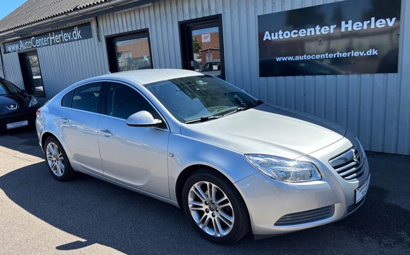 Opel Insignia 1,8 Edition