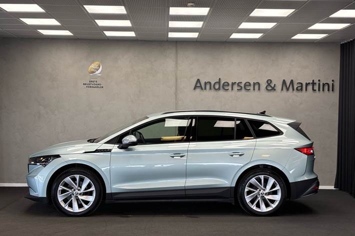 Grå Skoda Enyaq fra 2021