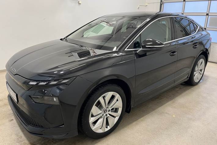 Sort Skoda Enyaq fra 2026