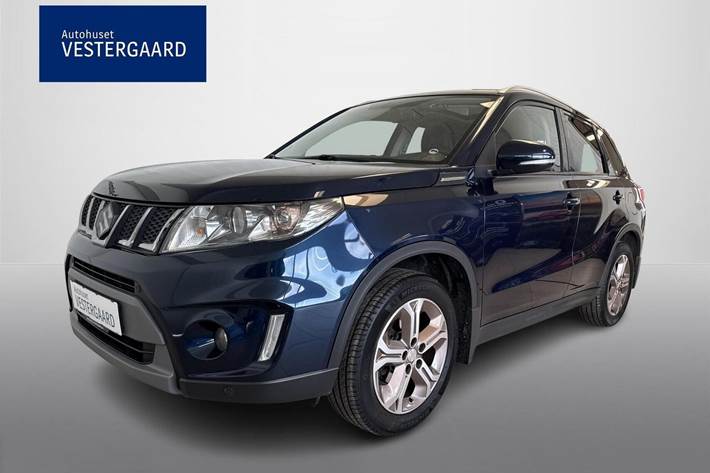 Blå Suzuki Vitara fra 2018 set udefra