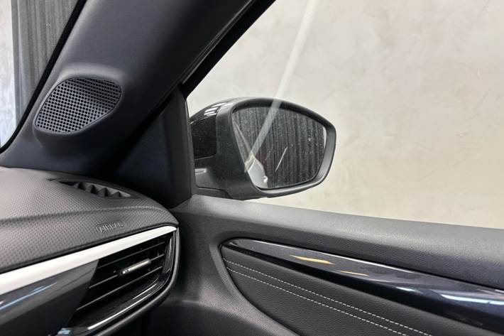 Sølv Opel Corsa fra 2024