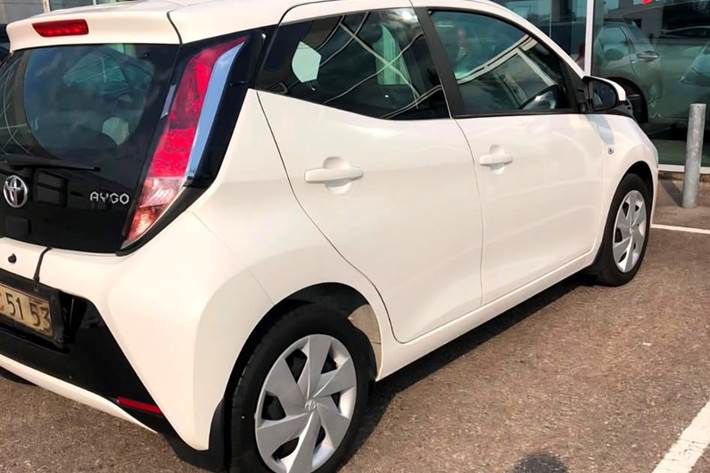 undefined Toyota Aygo fra 2015