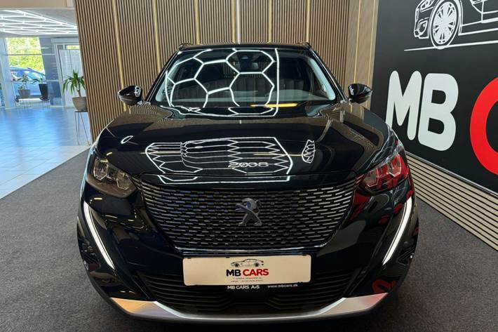Sort Peugeot 2008 fra 2021