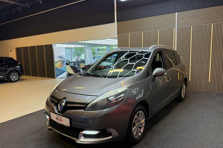 Grå Renault Grand Scenic III fra 2014