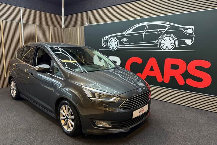 Grå Ford C-MAX fra 2015