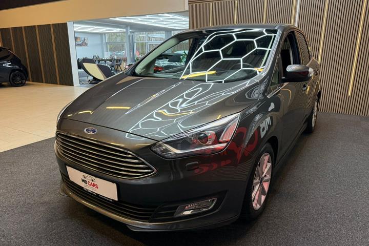 Grå Ford C-MAX fra 2015