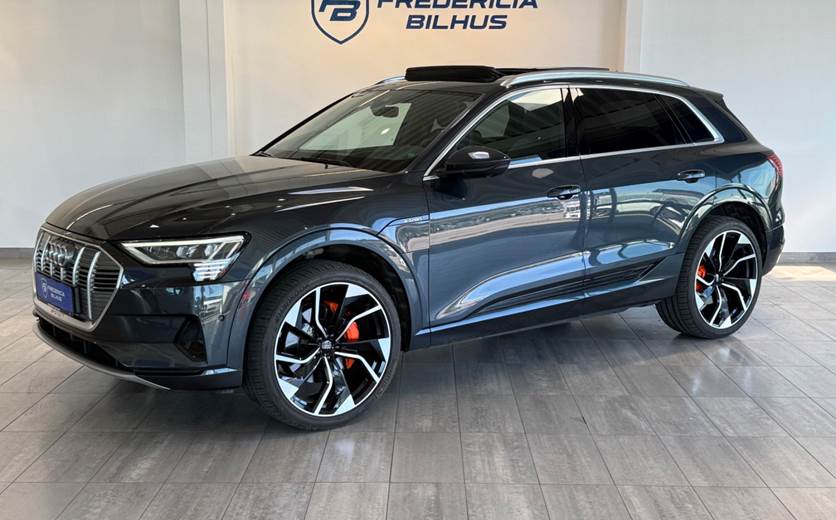 Audi e-tron 55 S-line quattro