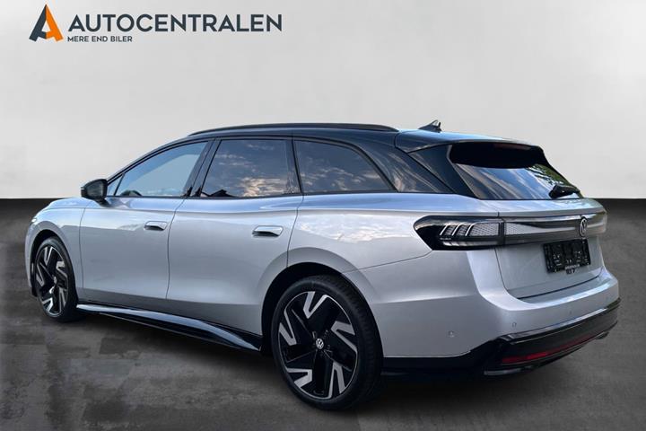 Sølv VW ID.7 fra 2026