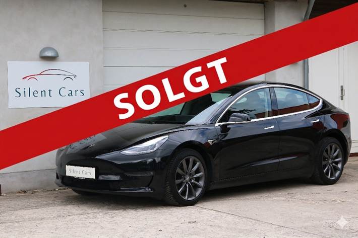 Sort Tesla Model 3 fra 2019