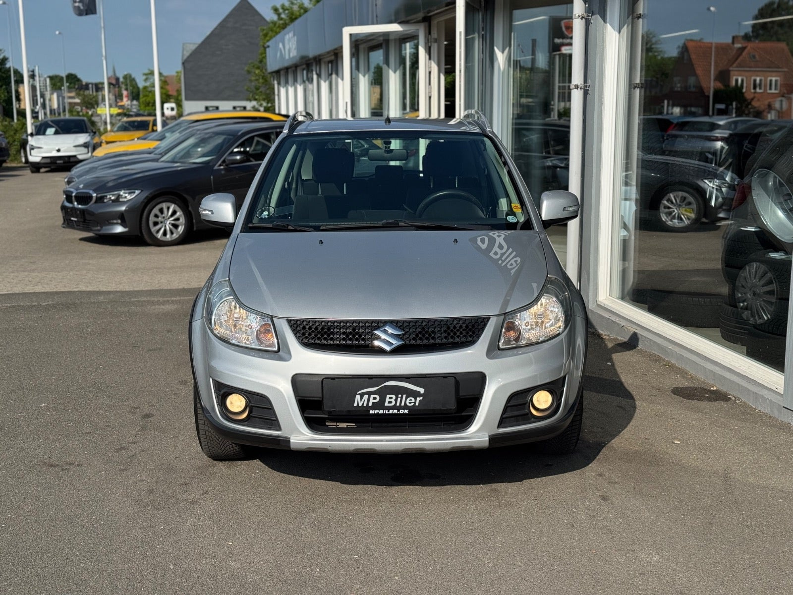 Sølv Suzuki SX4 fra 2014