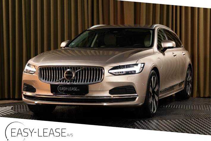 Orange Volvo V90 fra 2023