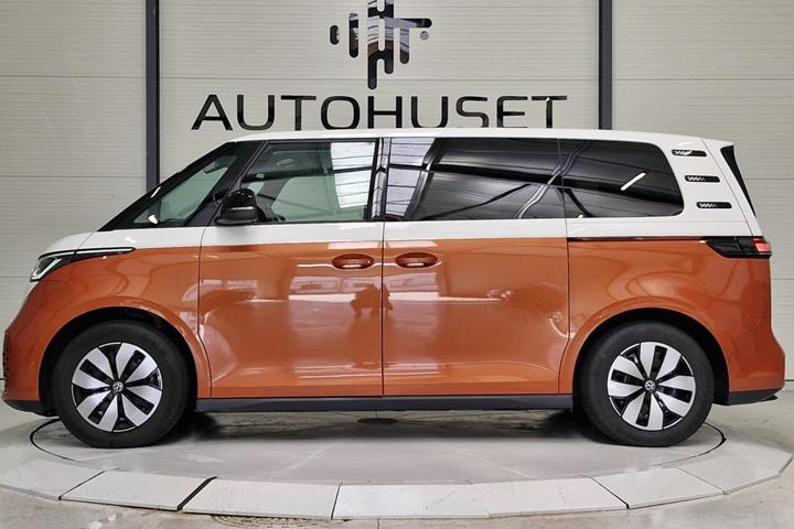 Orange VW ID.Buzz fra 2025
