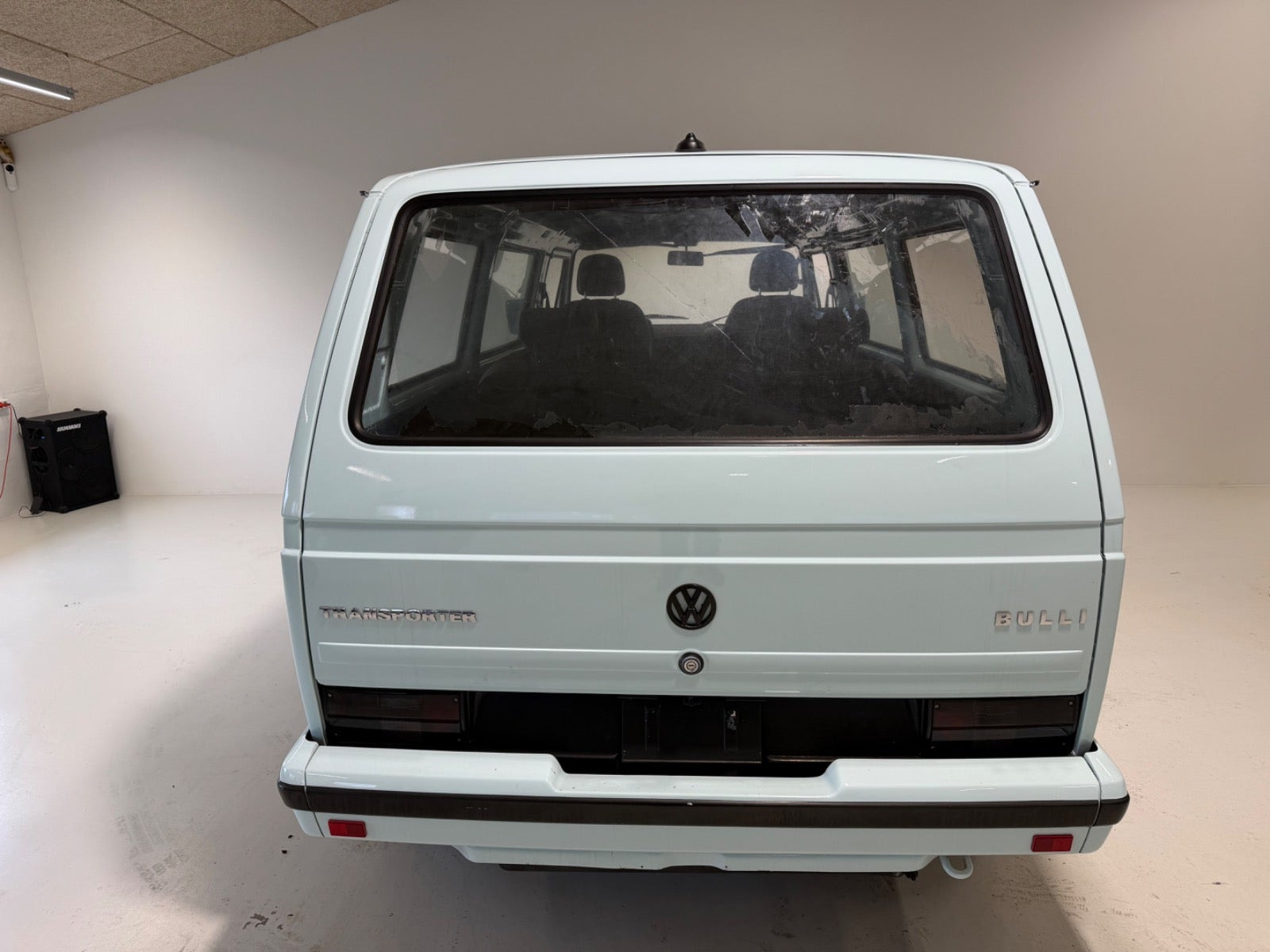 Blå VW Transporter fra 1986