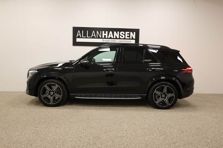 Sort Mercedes GLE350 de fra 2024