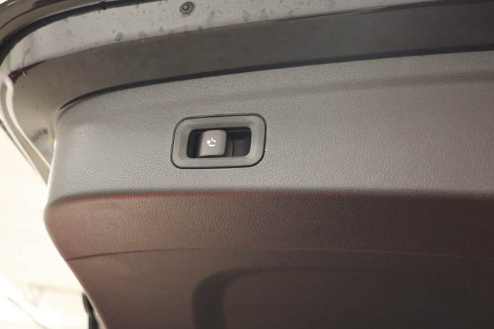 Sort Mercedes GLE350 de fra 2024