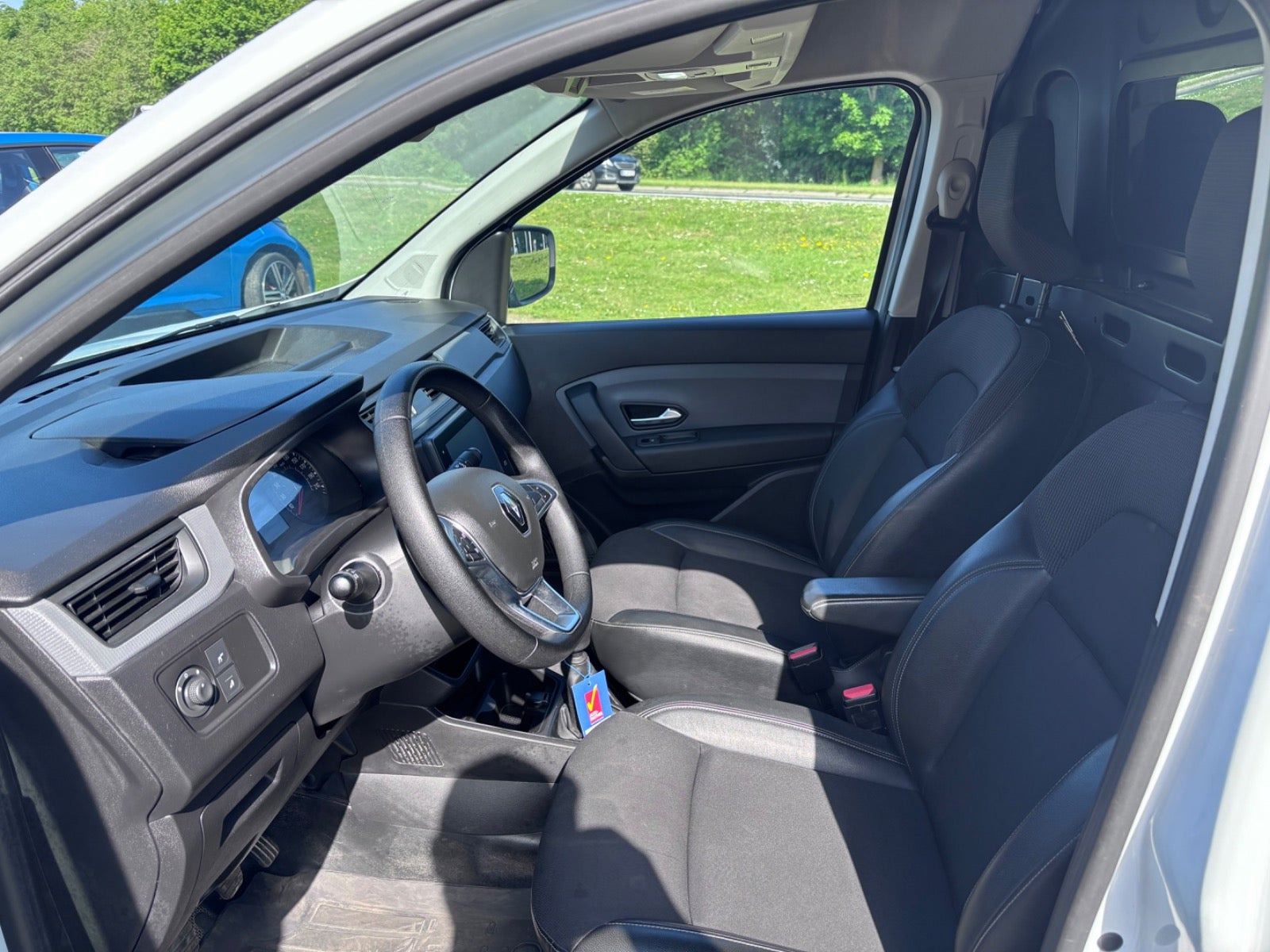 Hvid Renault Express fra 2021