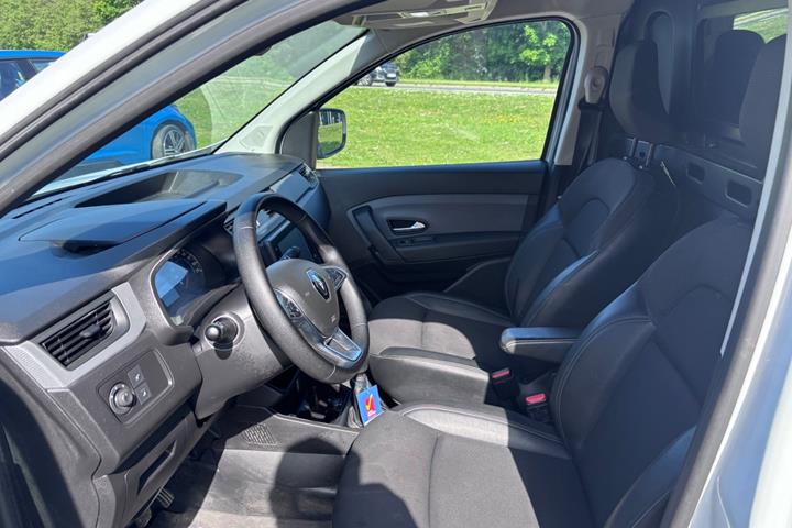 Hvid Renault Express fra 2021