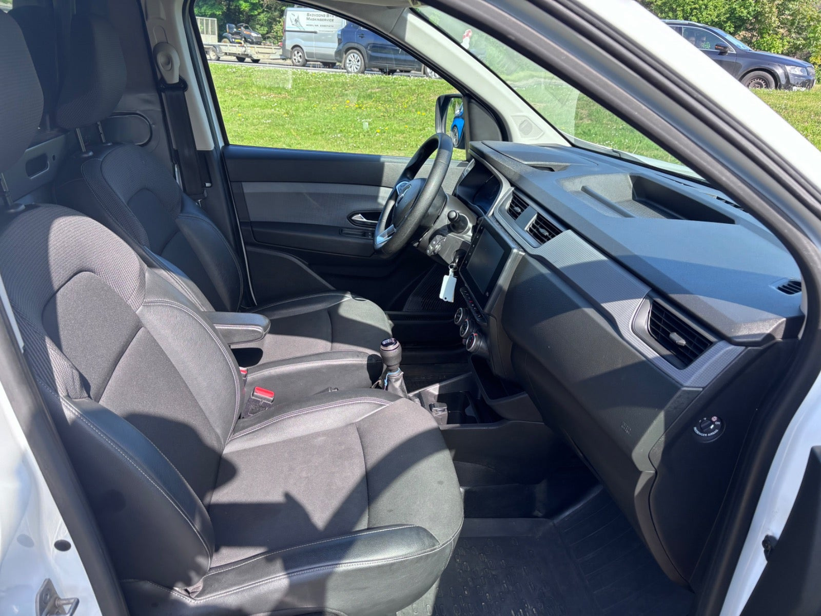 Hvid Renault Express fra 2021