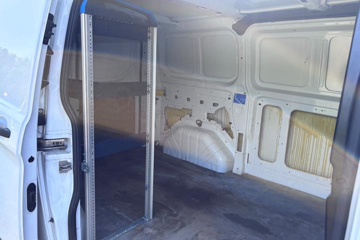 Hvid Ford Transit Custom 270 L1 fra 2017