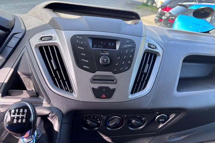 Hvid Ford Transit Custom 270 L1 fra 2017
