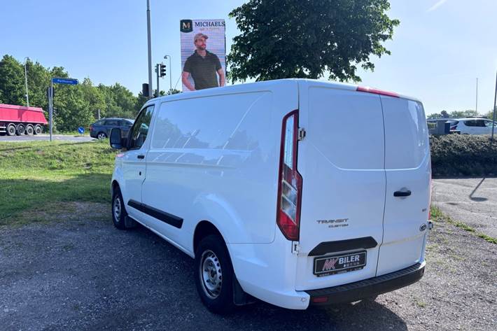 Hvid Ford Transit Custom 320 L1 fra 2018