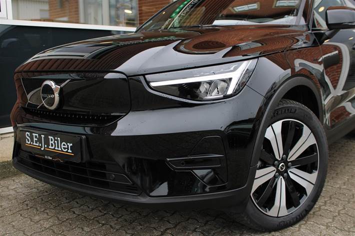 Sort Volvo C40 fra 2023