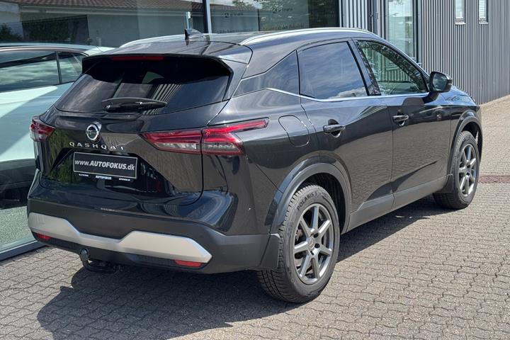 Sort Nissan Qashqai fra 2021