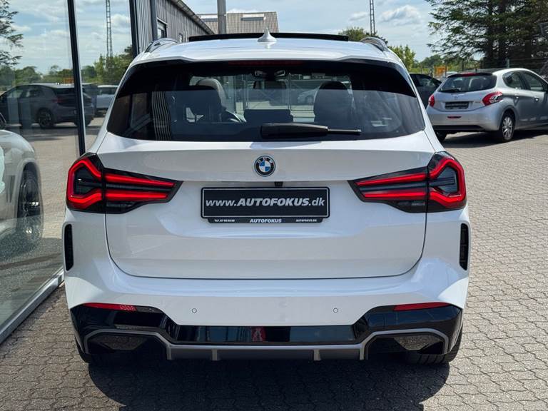 BMW iX3 Charged Plus M-Sport