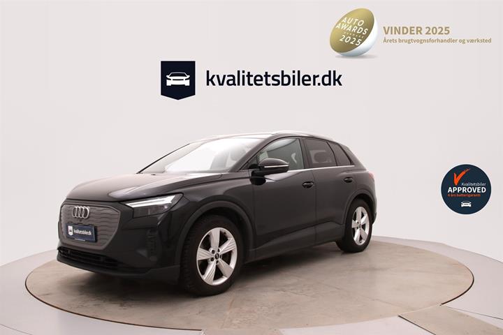 Sort Audi Q4 fra 2022 set udefra