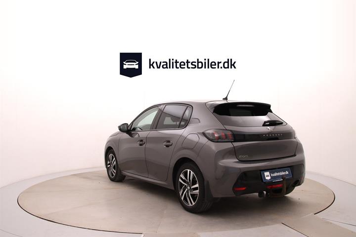 Grå Peugeot 208 fra 2021