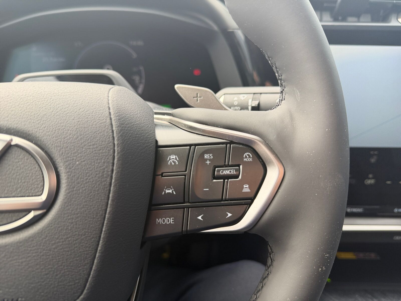 undefined Lexus RZ fra 2025
