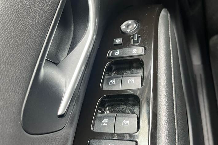 Hvid Hyundai Tucson fra 2021