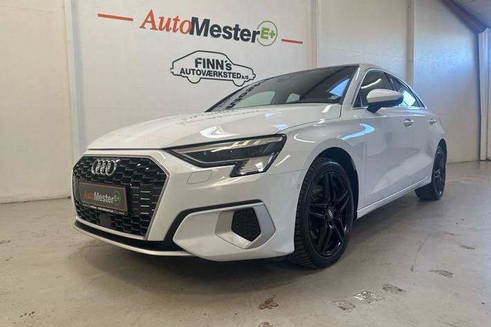 Hvid Audi A3 fra 2021