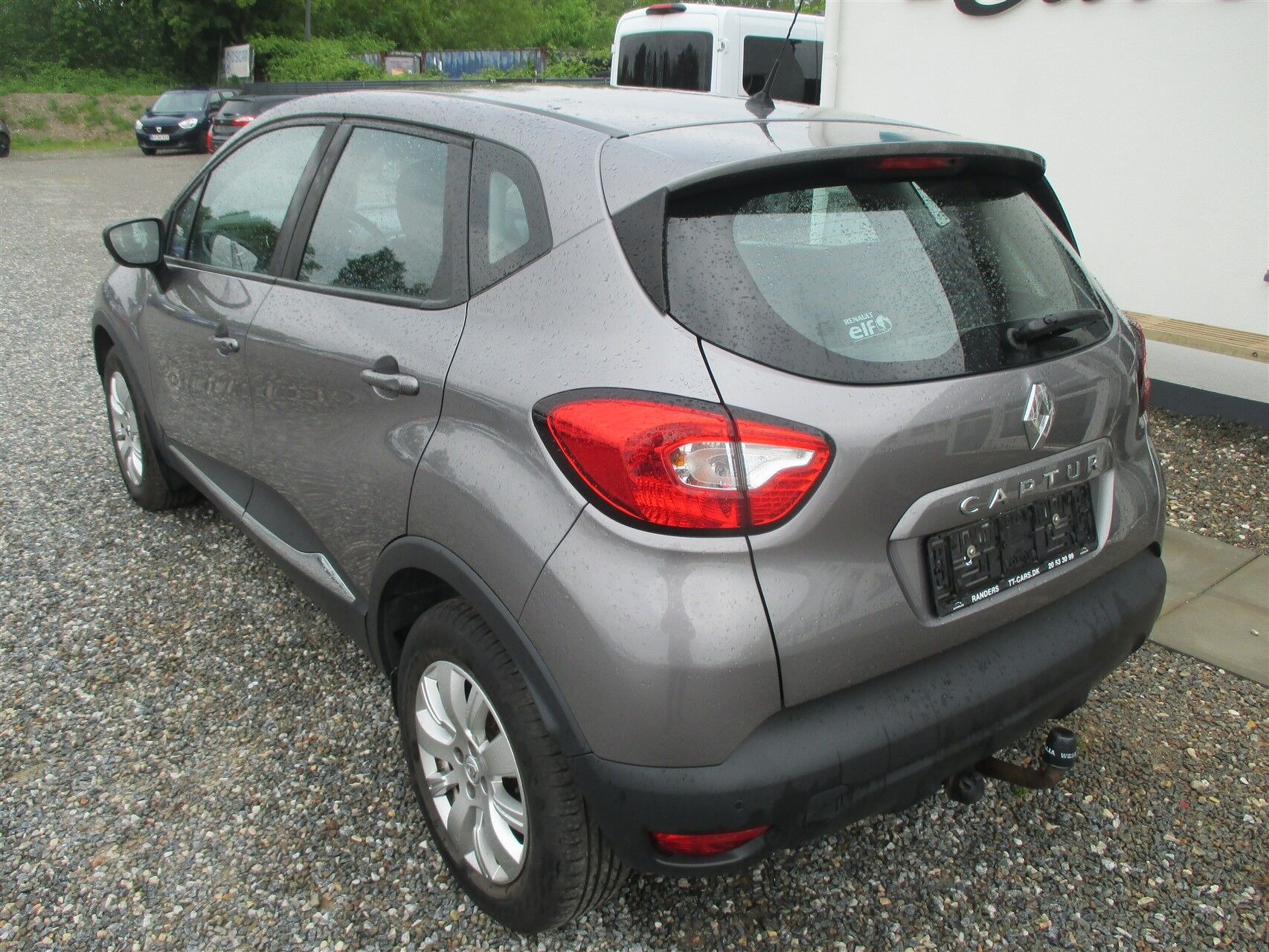 Sølv Renault Captur fra 2017