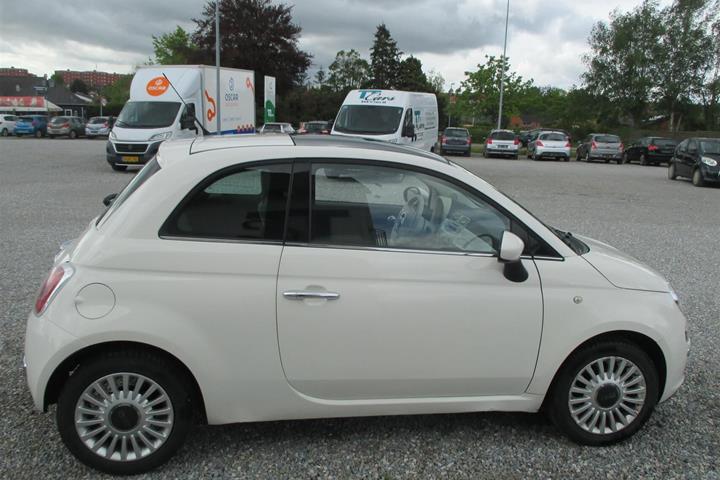 Hvid Fiat 500 fra 2010