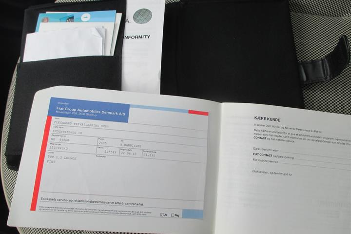 Hvid Fiat 500 fra 2010