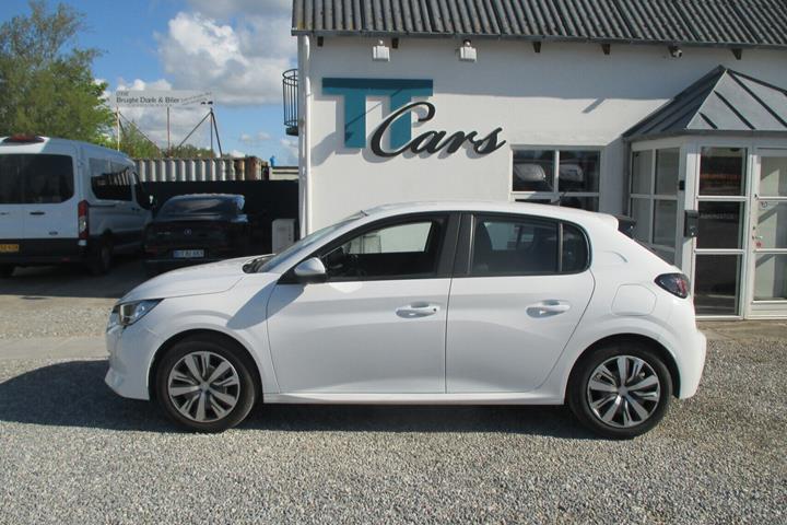 Hvid Peugeot 208 fra 2020