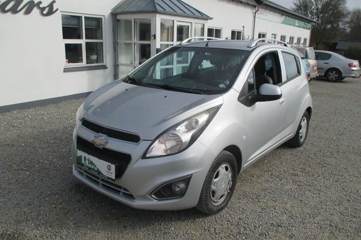 Sølv Chevrolet Spark fra 2014