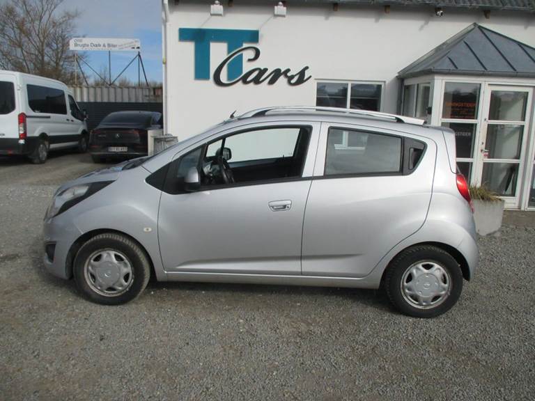 Chevrolet Spark 1,0 LT A/C 68HK 5d