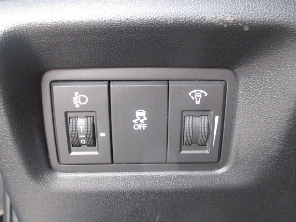 Grå Hyundai i20 fra 2013