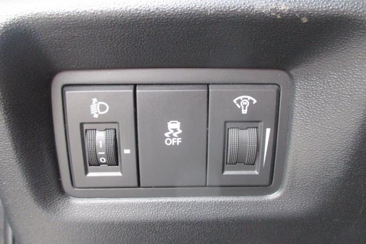 Grå Hyundai i20 fra 2013