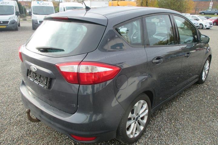 Grå Ford C-MAX fra 2011
