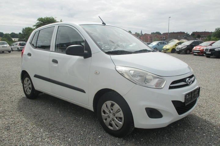 Hvid Hyundai i10 fra 2012
