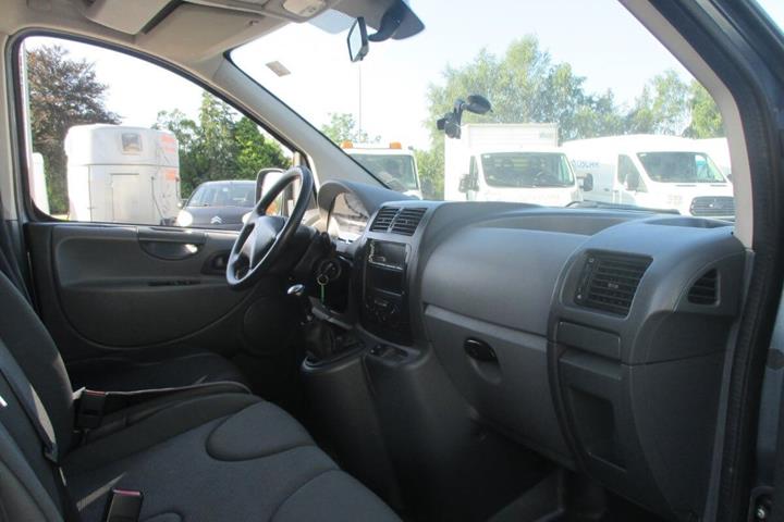 Grå Citroën Jumpy fra 2008