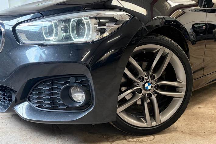 undefined BMW 118i fra 2018