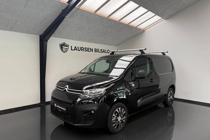 Sort Citroën Berlingo fra 2020