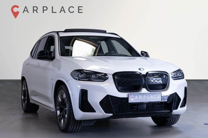 Hvid BMW iX3 fra 2022