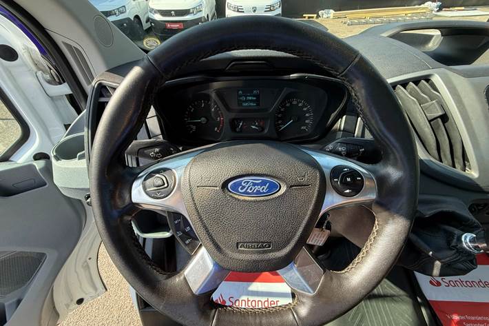 Hvid Ford Transit 350 L3 Chassis fra 2019
